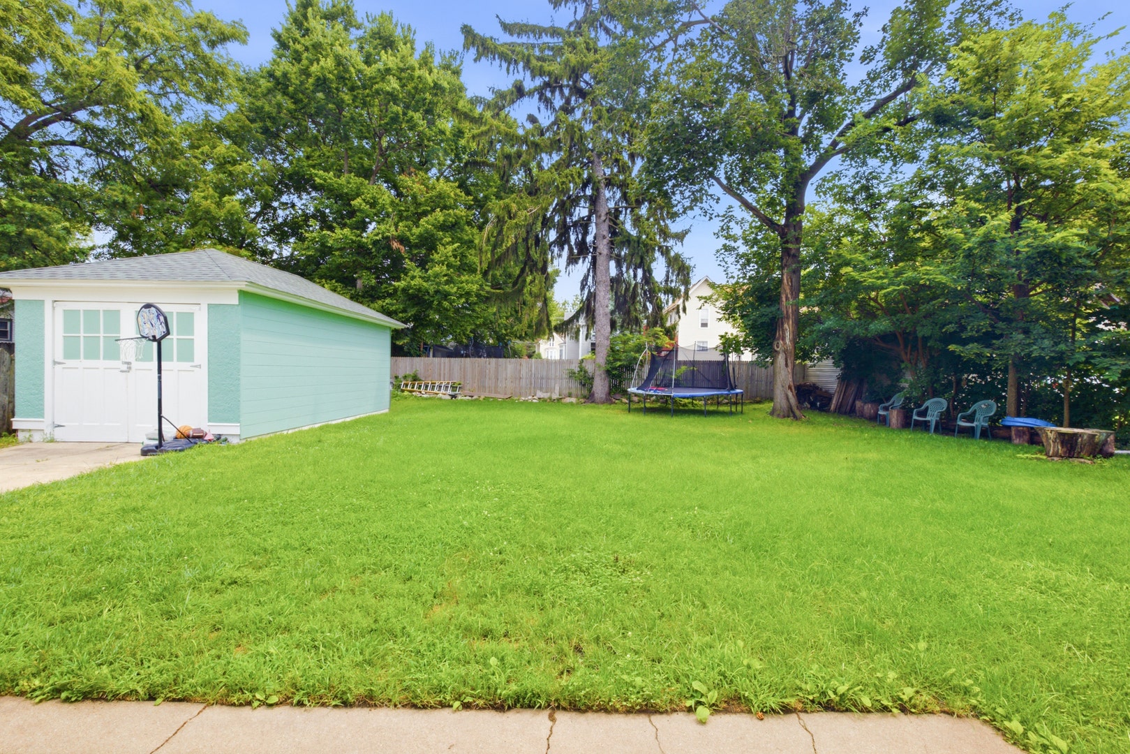 459 N Spring Street, Elgin, IL 60120 459 N Spring Street, Elgin, IL 60120