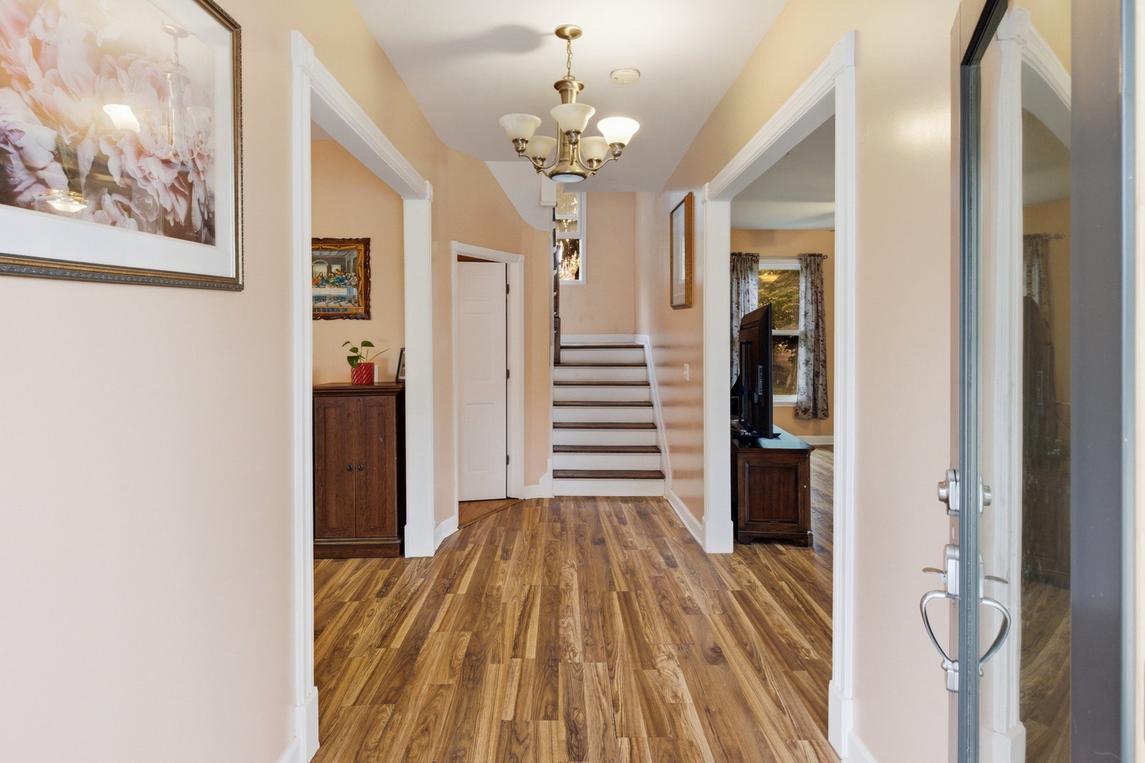 459 N Spring Street, Elgin, IL 60120 459 N Spring Street, Elgin, IL 60120