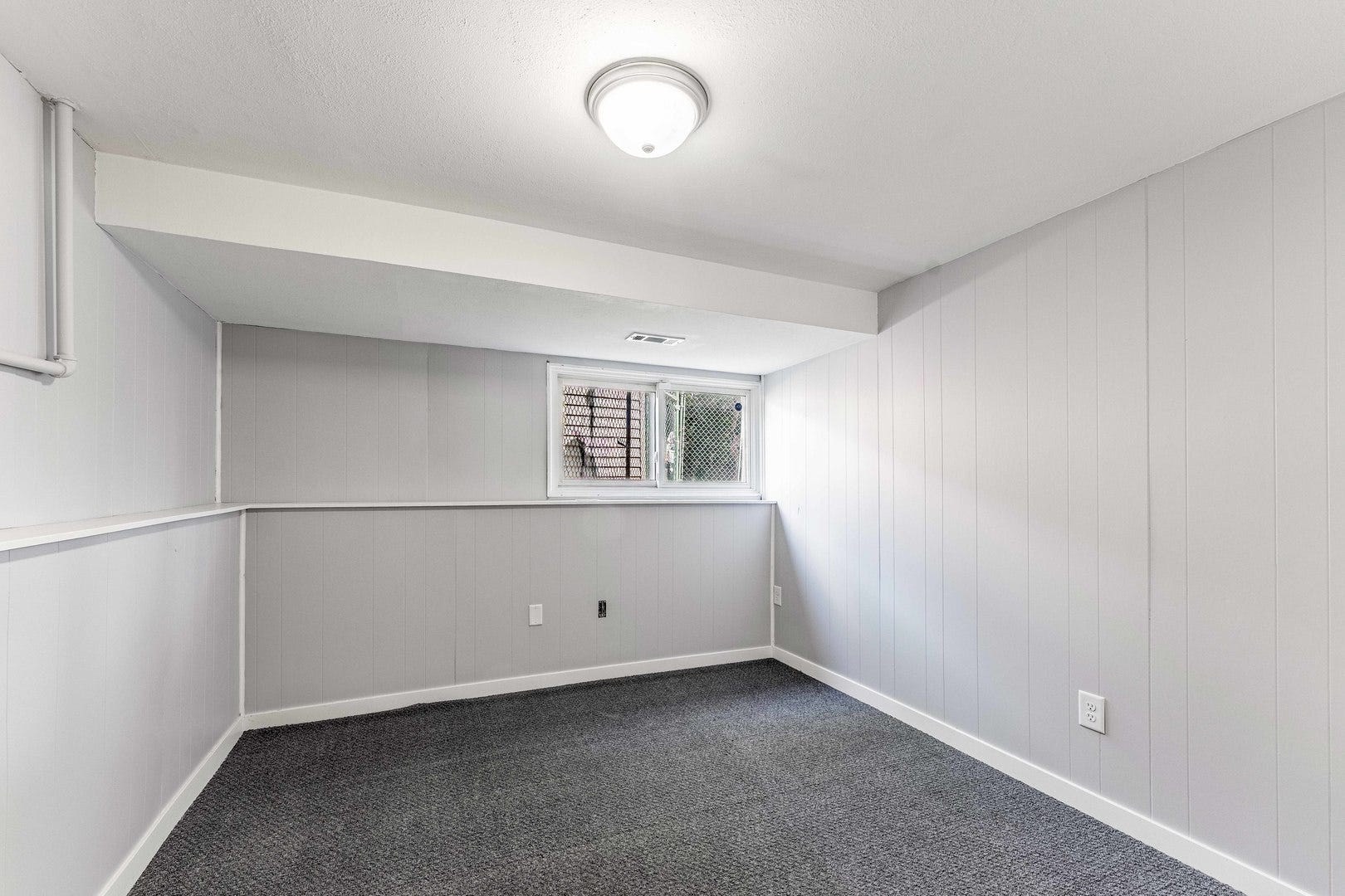 132 Garden Drive, Bolingbrook, IL 60440 132 Garden Drive, Bolingbrook, IL 60440