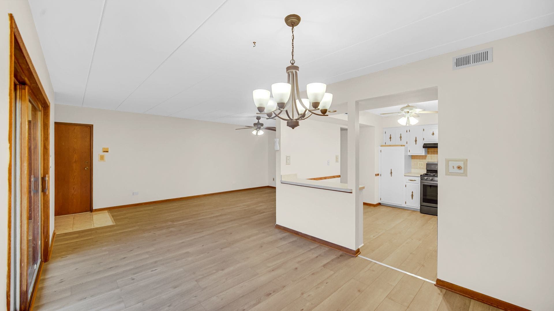 16724 Paxton Avenue, #2N, Tinley Park, IL 60477