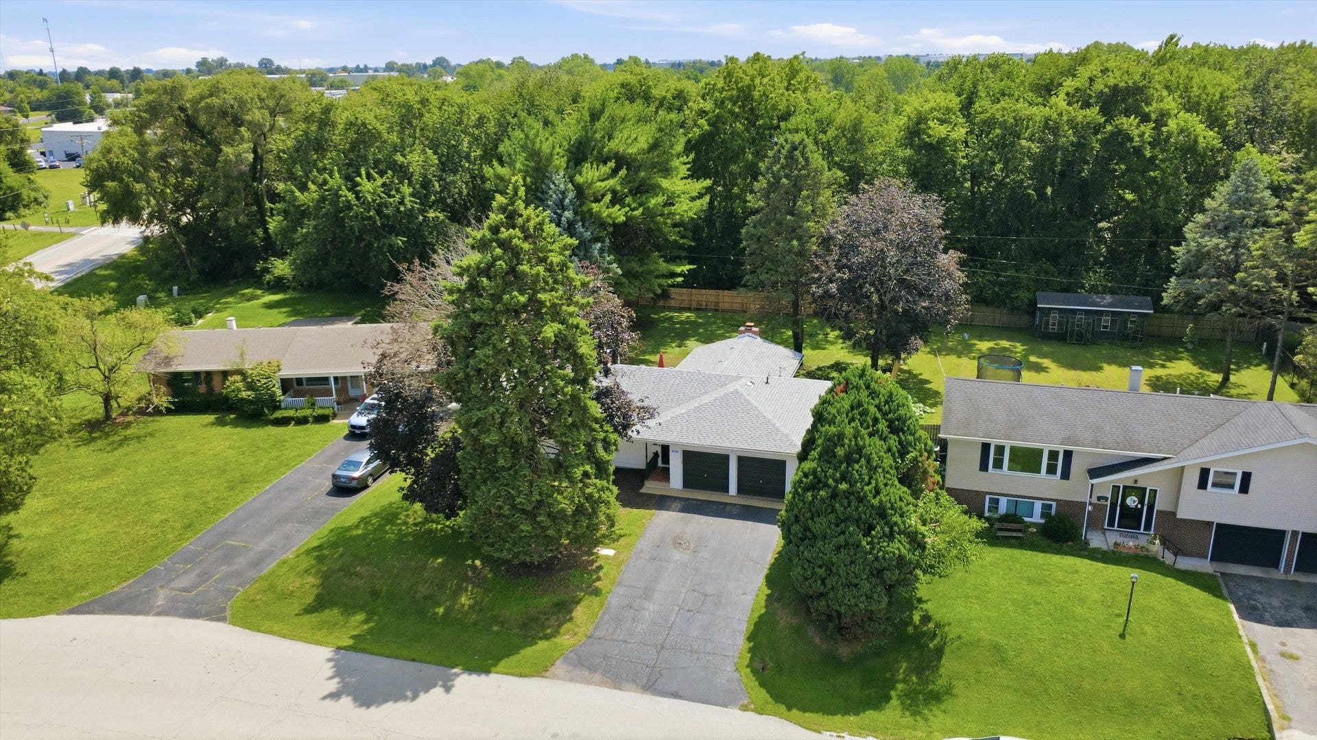 2758 Lancaster Drive, Joliet, IL 60433 2758 Lancaster Drive, Joliet, IL 60433
