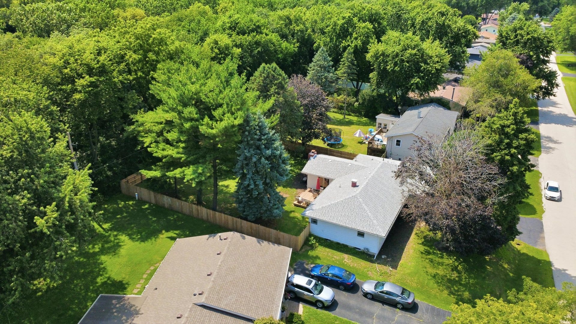 2758 Lancaster Drive, Joliet, IL 60433 2758 Lancaster Drive, Joliet, IL 60433