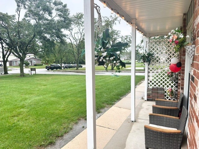 19519 116th Avenue, #B, Mokena, IL 60448 19519 116th Avenue, #B, Mokena, IL 60448