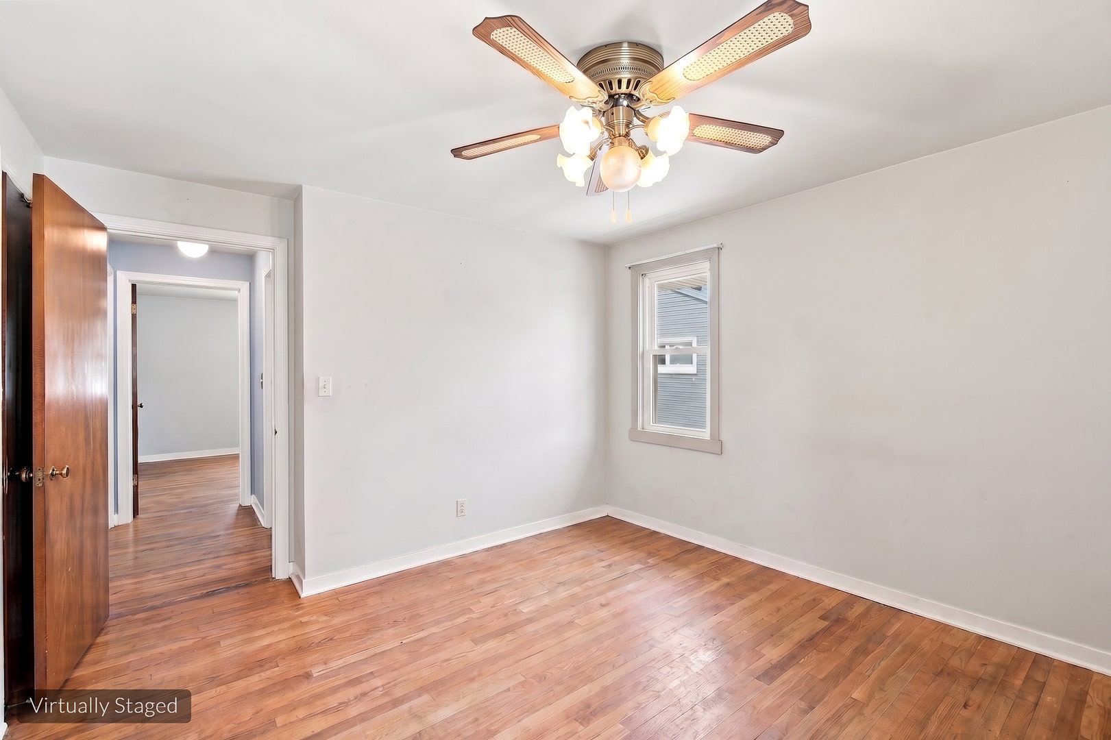 121 S Commonwealth Avenue, Elgin, IL 60123 121 S Commonwealth Avenue, Elgin, IL 60123