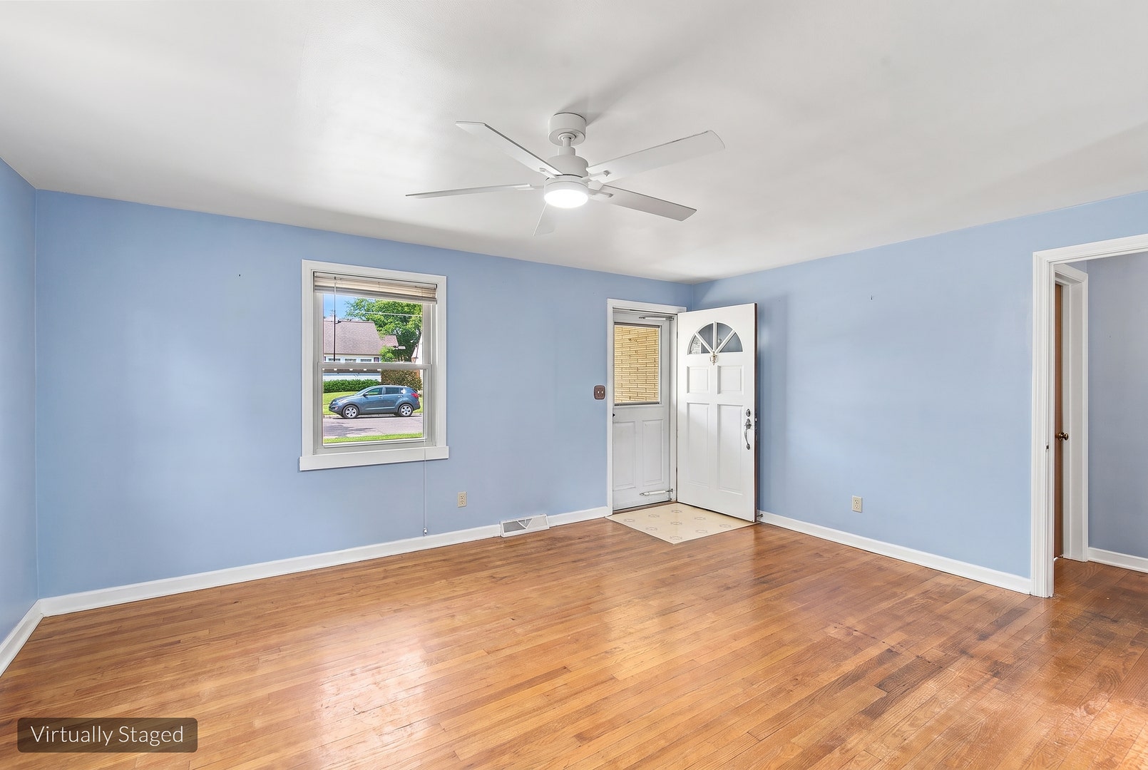 121 S Commonwealth Avenue, Elgin, IL 60123 121 S Commonwealth Avenue, Elgin, IL 60123