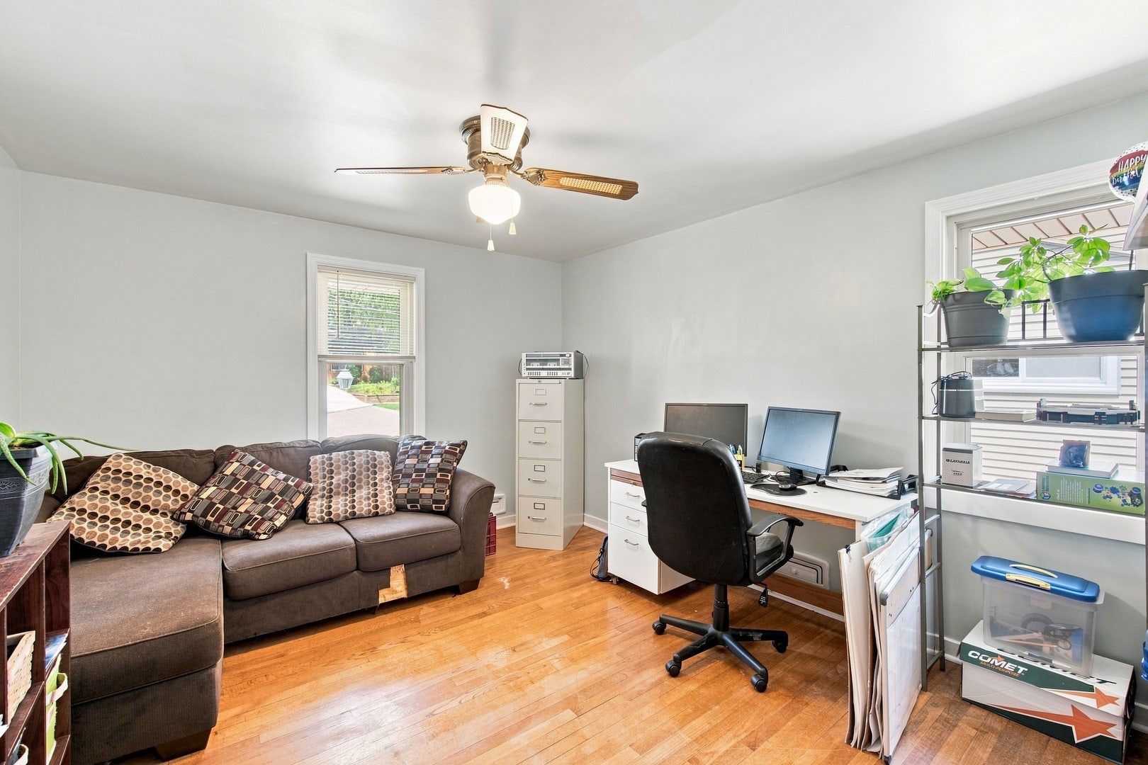 121 S Commonwealth Avenue, Elgin, IL 60123 121 S Commonwealth Avenue, Elgin, IL 60123