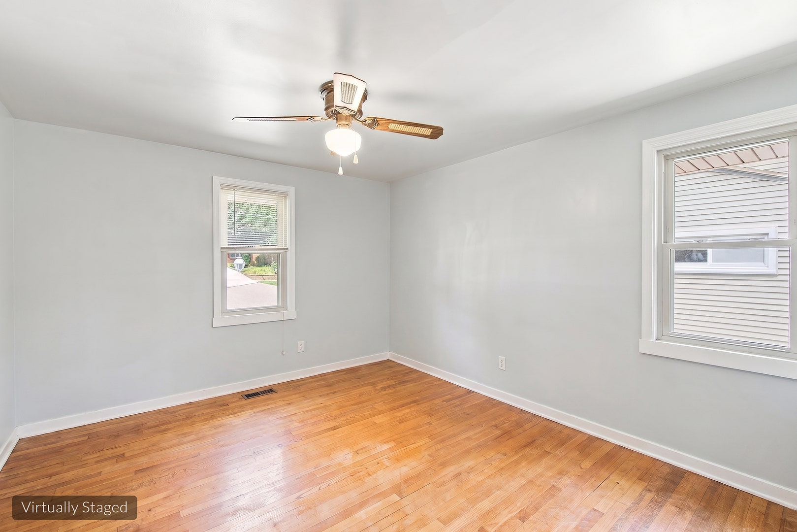 121 S Commonwealth Avenue, Elgin, IL 60123 121 S Commonwealth Avenue, Elgin, IL 60123