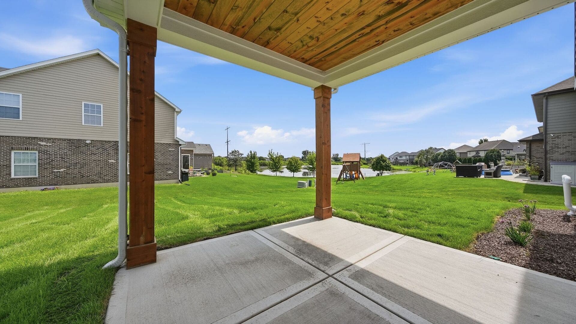 24051 S Williams Drive, Manhattan, IL 60442 24051 S Williams Drive, Manhattan, IL 60442