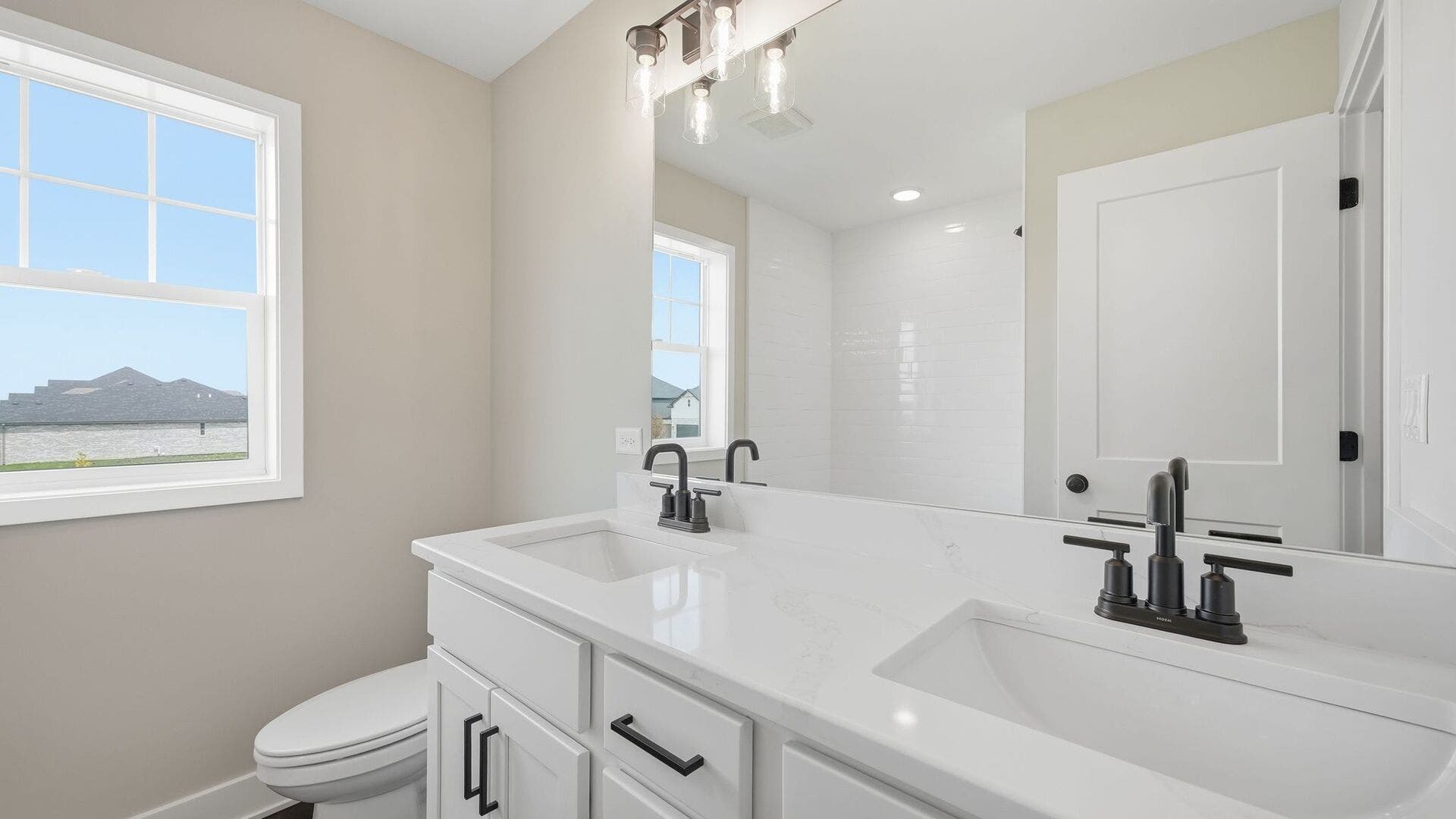 24051 S Williams Drive, Manhattan, IL 60442 24051 S Williams Drive, Manhattan, IL 60442