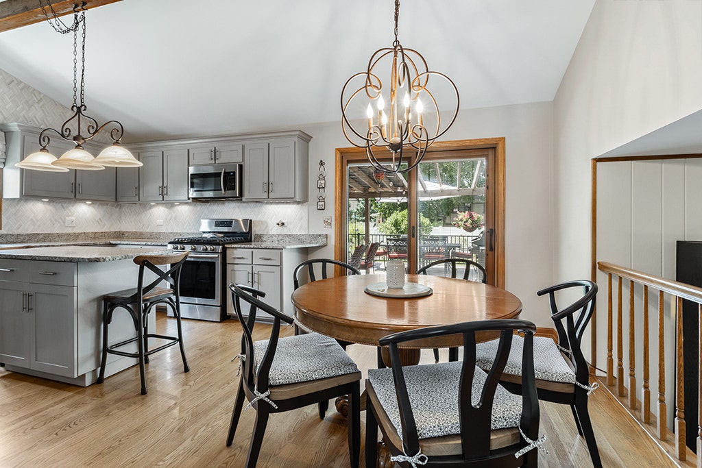 15614 S Badger Lane, Homer Glen, IL 60491