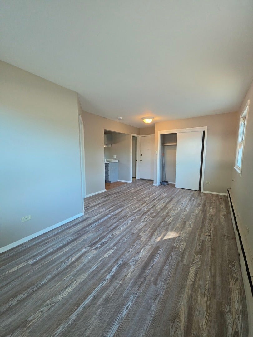 67 N Aldine Street, #5, Elgin, IL 60123