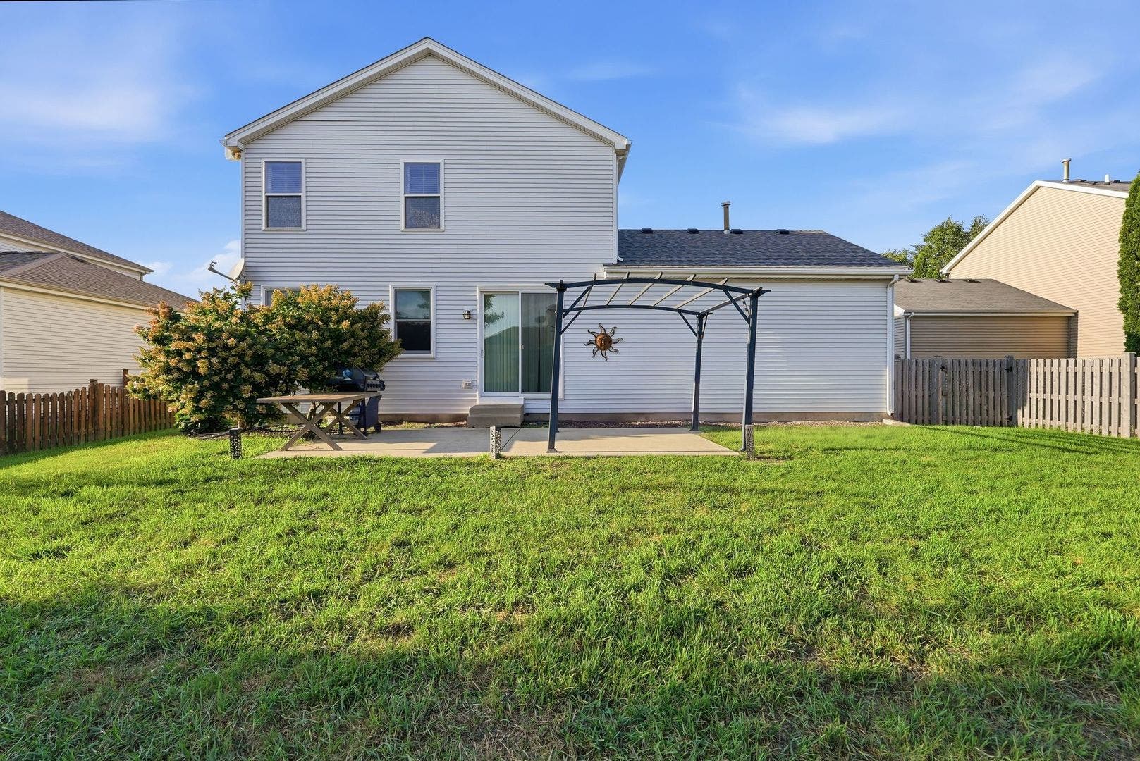 1883 Sedgegrass Trail, Aurora, IL 60504