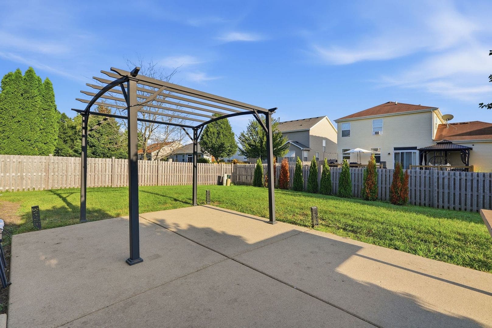 1883 Sedgegrass Trail, Aurora, IL 60504