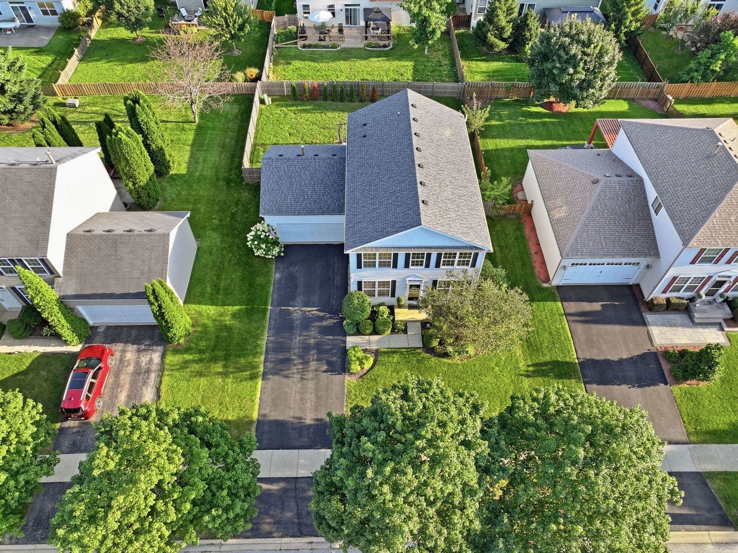 1883 Sedgegrass Trail, Aurora, IL 60504