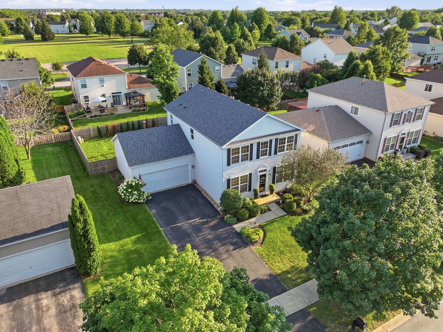 1883 Sedgegrass Trail, Aurora, IL 60504
