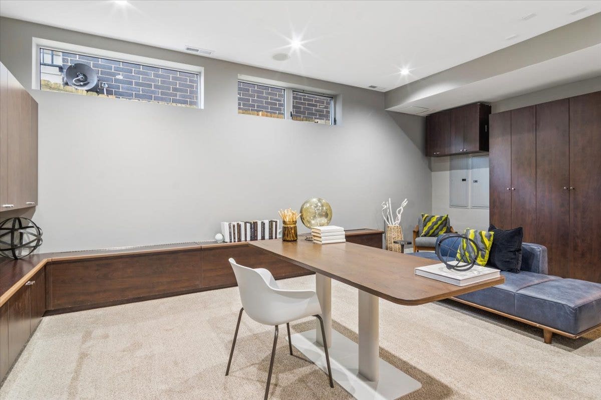 1842 N WOOD Street, Chicago, IL 60622 1842 N WOOD Street, Chicago, IL 60622