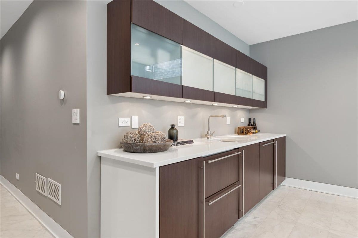 1842 N WOOD Street, Chicago, IL 60622 1842 N WOOD Street, Chicago, IL 60622