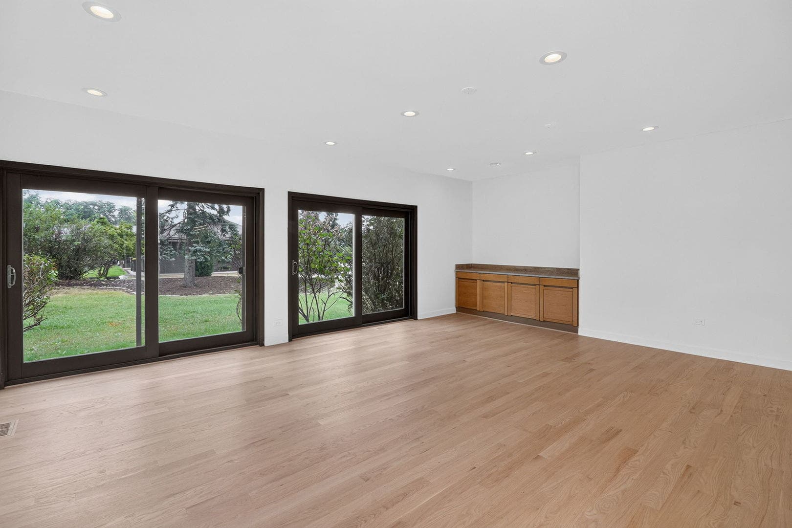 42 Royal Vale Drive, Oak Brook, IL 60523 The original floor plans identify this room as the