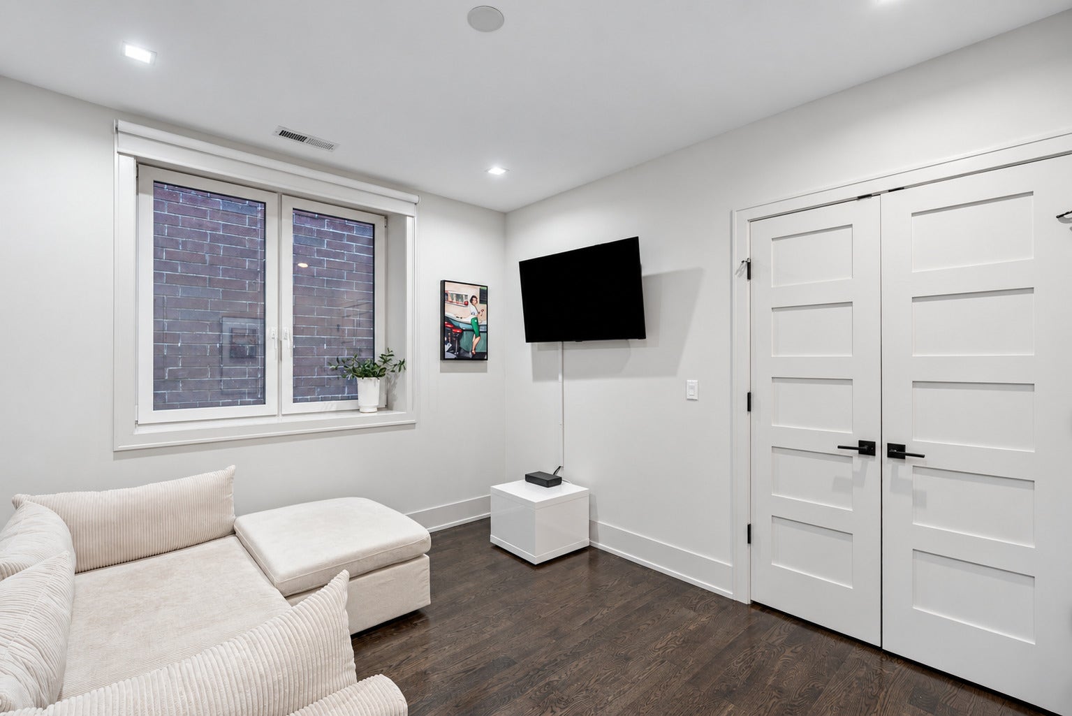1540 N North Park Avenue, #3S, Chicago, IL 60610 1540 N North Park Avenue, #3S, Chicago, IL 60610
