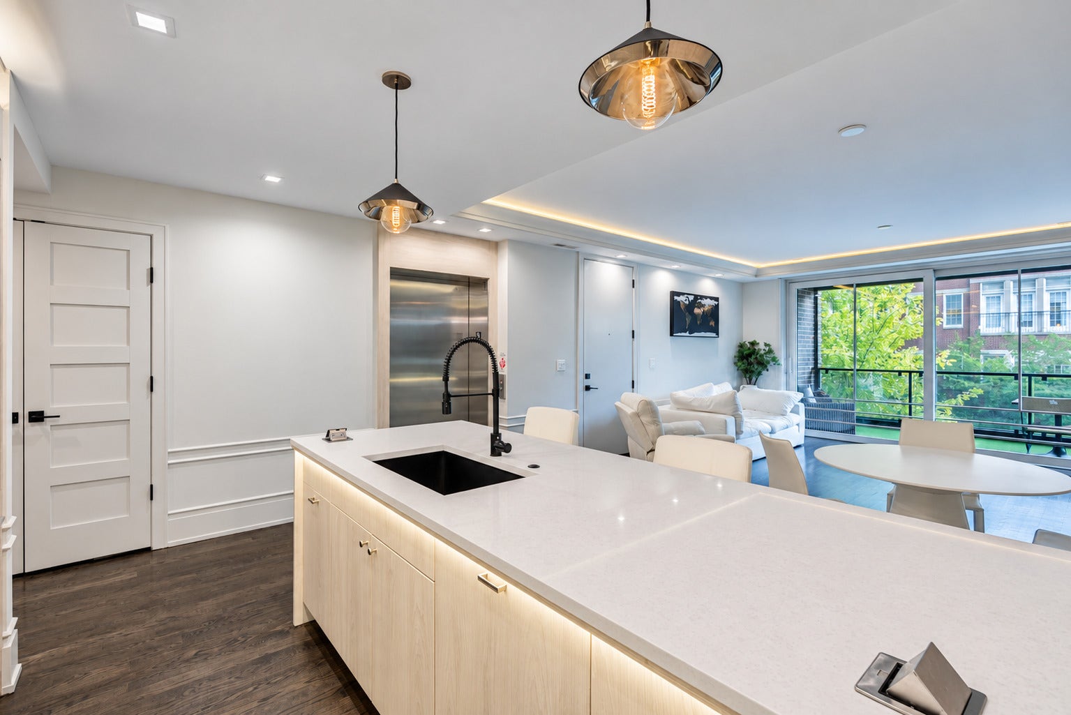 1540 N North Park Avenue, #3S, Chicago, IL 60610 1540 N North Park Avenue, #3S, Chicago, IL 60610