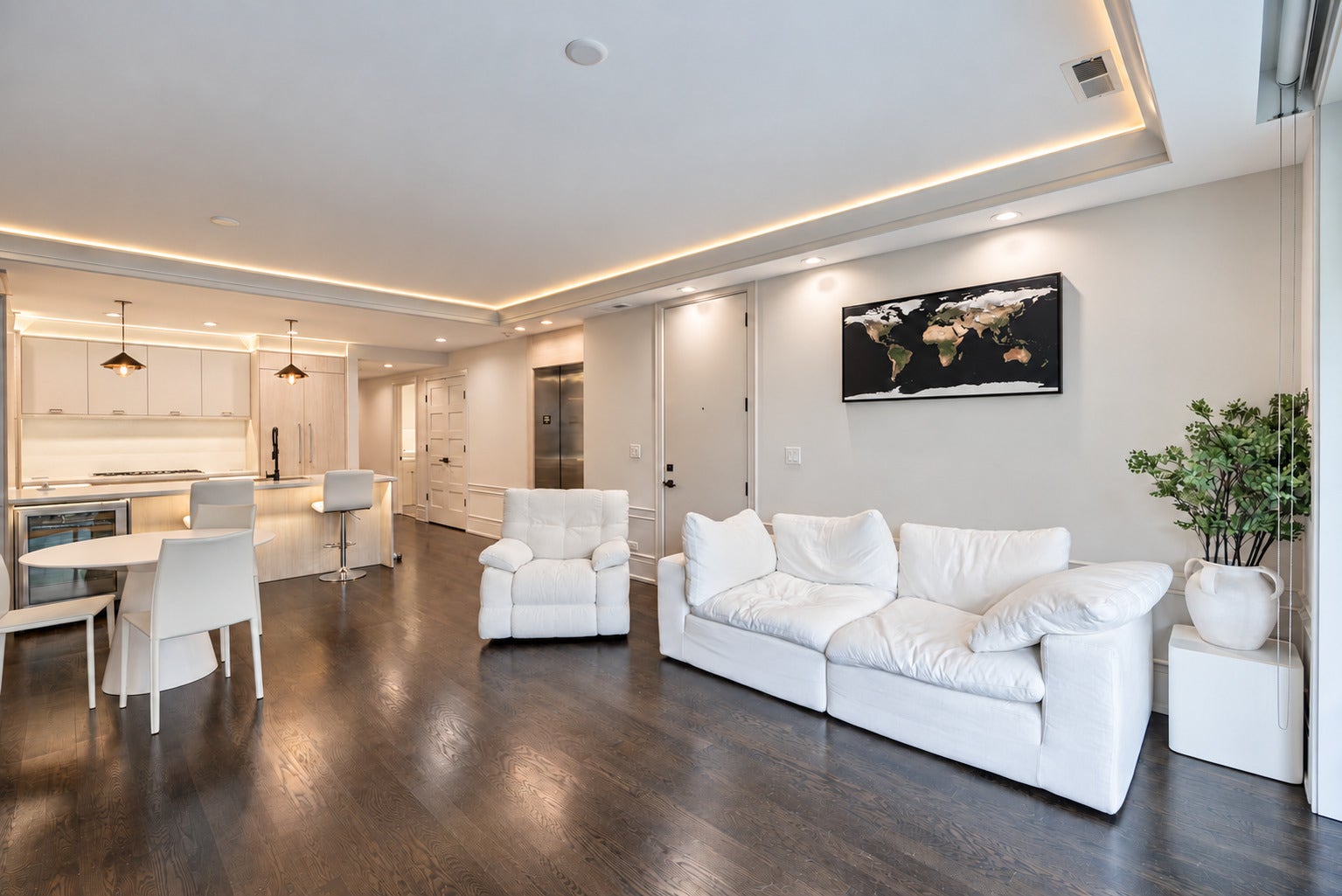 1540 N North Park Avenue, #3S, Chicago, IL 60610 1540 N North Park Avenue, #3S, Chicago, IL 60610