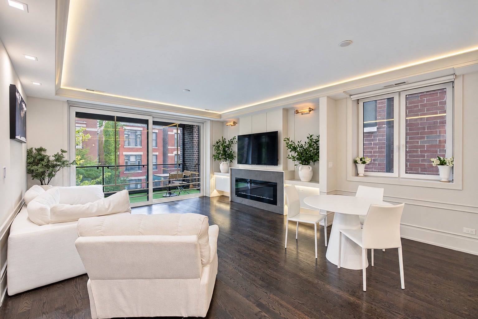 1540 N North Park Avenue, #3S, Chicago, IL 60610 1540 N North Park Avenue, #3S, Chicago, IL 60610