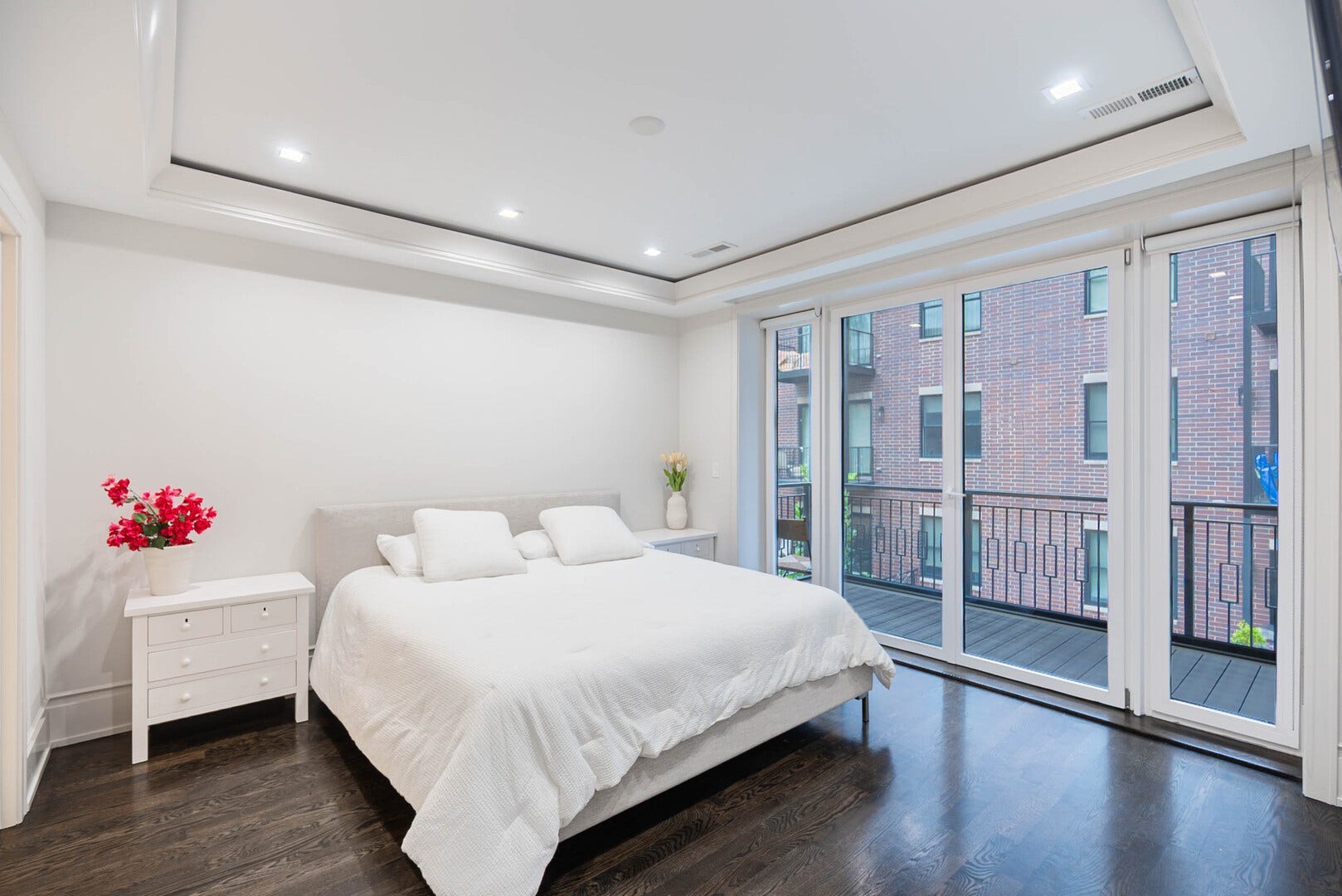 1540 N North Park Avenue, #3S, Chicago, IL 60610 1540 N North Park Avenue, #3S, Chicago, IL 60610