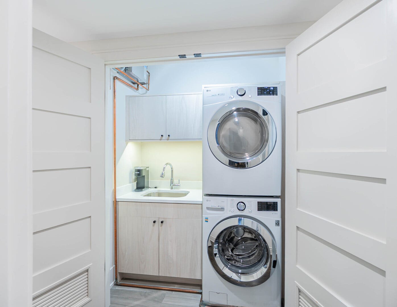 1540 N North Park Avenue, #3S, Chicago, IL 60610 1540 N North Park Avenue, #3S, Chicago, IL 60610