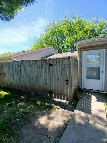 12 Fernwood Drive, #O, Bolingbrook, IL 60440 12 Fernwood Drive, #O, Bolingbrook, IL 60440