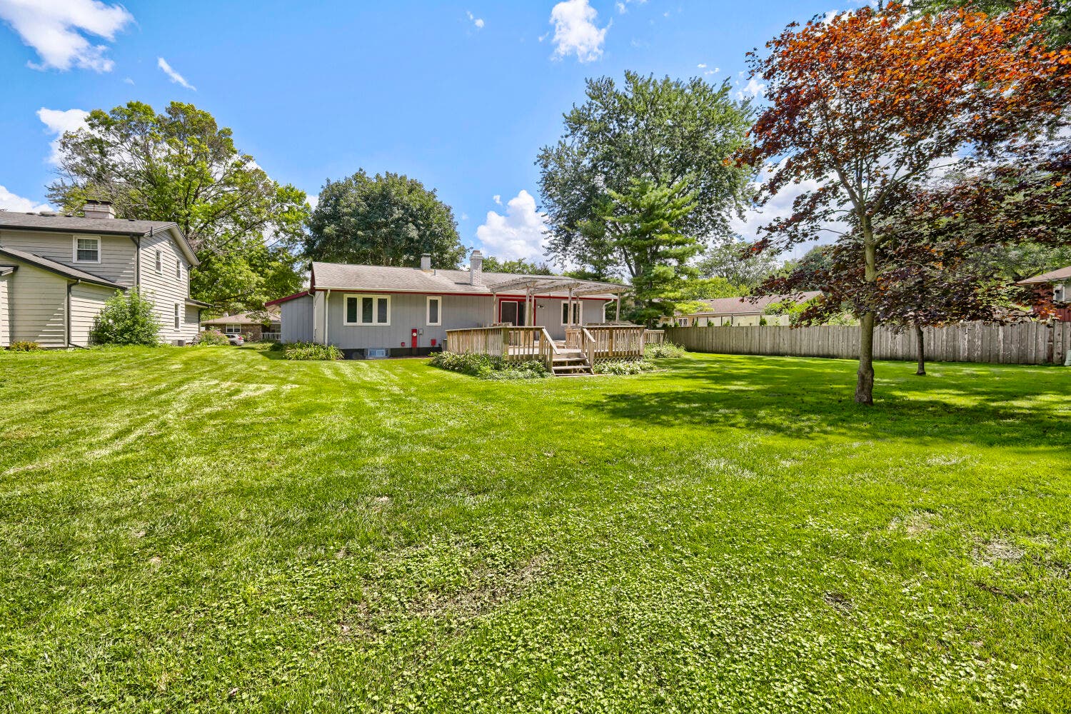 98 Brookside Drive, Elgin, IL 60123 98 Brookside Drive, Elgin, IL 60123