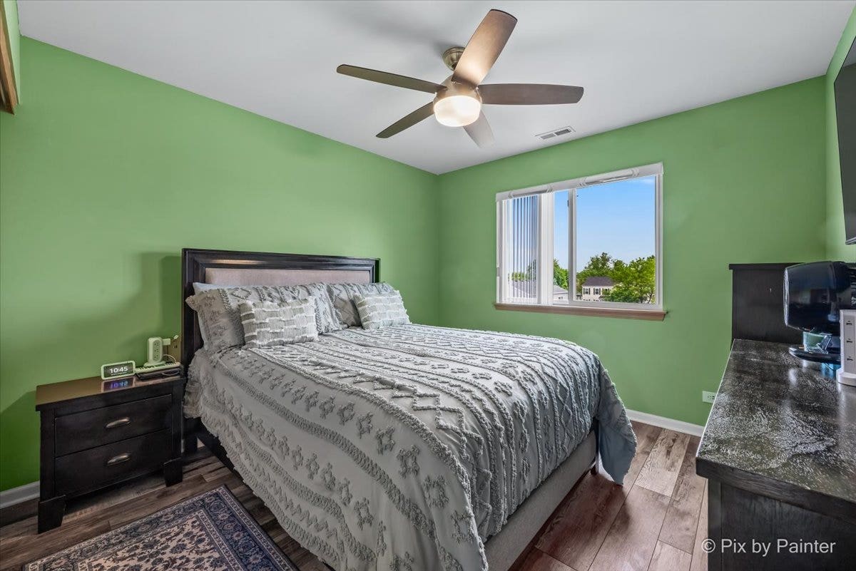 2030 Westbury Lane, Aurora, IL 60502 2030 Westbury Lane, Aurora, IL 60502