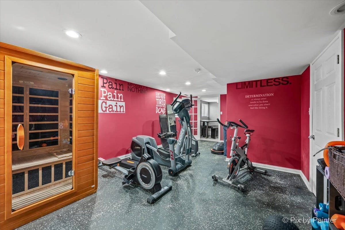 2030 Westbury Lane, Aurora, IL 60502 2030 Westbury Lane, Aurora, IL 60502