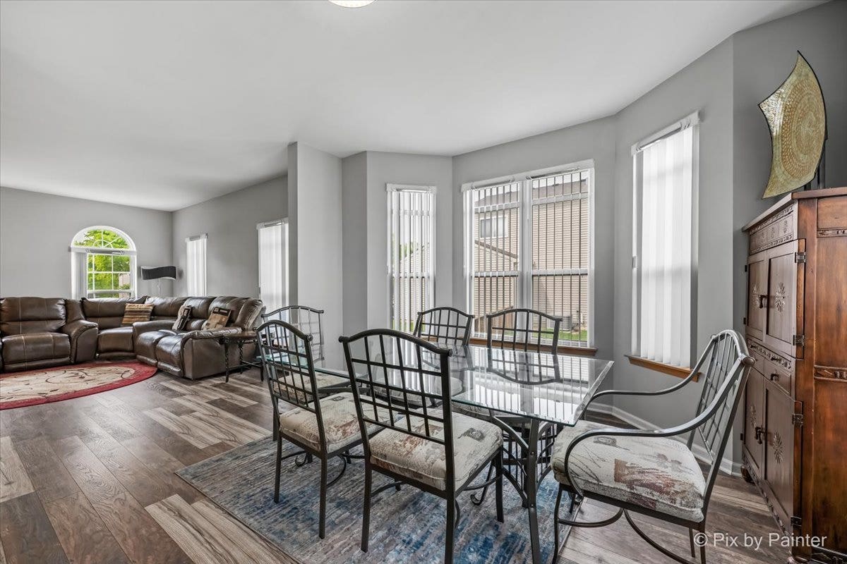 2030 Westbury Lane, Aurora, IL 60502 2030 Westbury Lane, Aurora, IL 60502