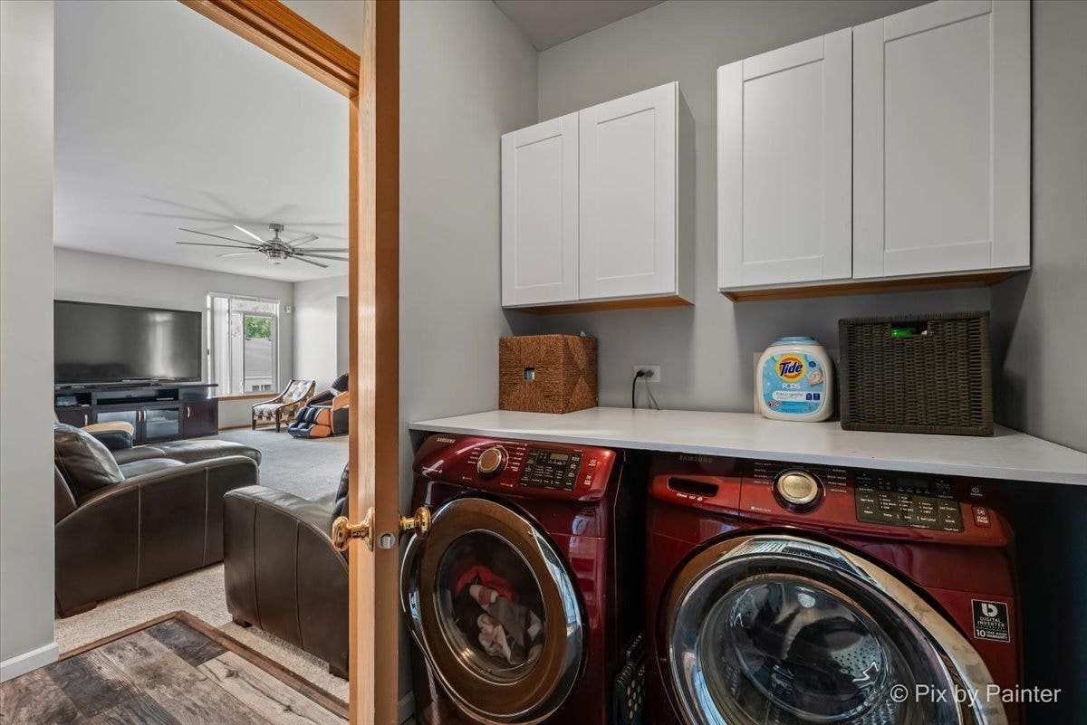 2030 Westbury Lane, Aurora, IL 60502 2030 Westbury Lane, Aurora, IL 60502