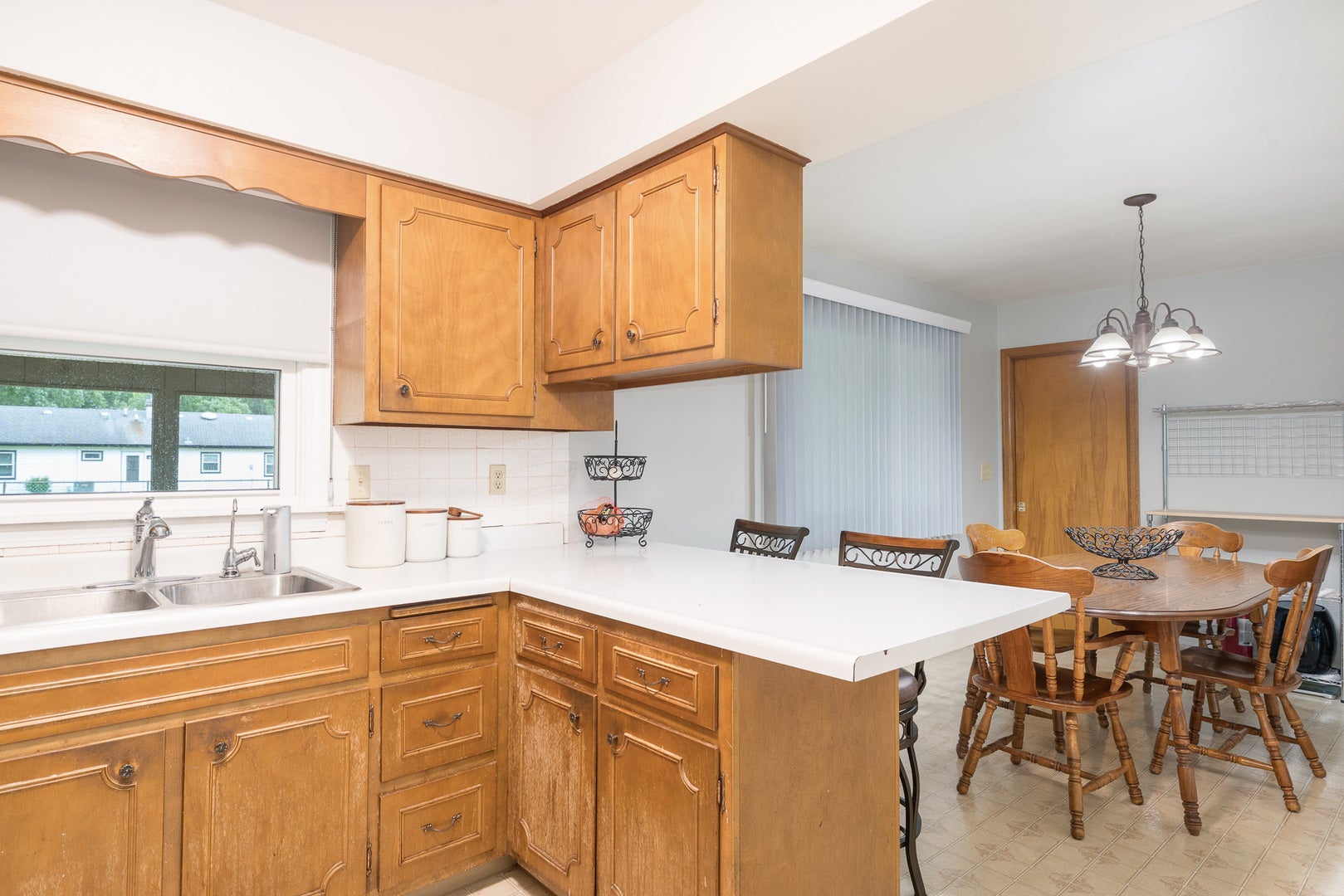 1098 Karner Drive, Joliet, IL 60433 1098 Karner Drive, Joliet, IL 60433