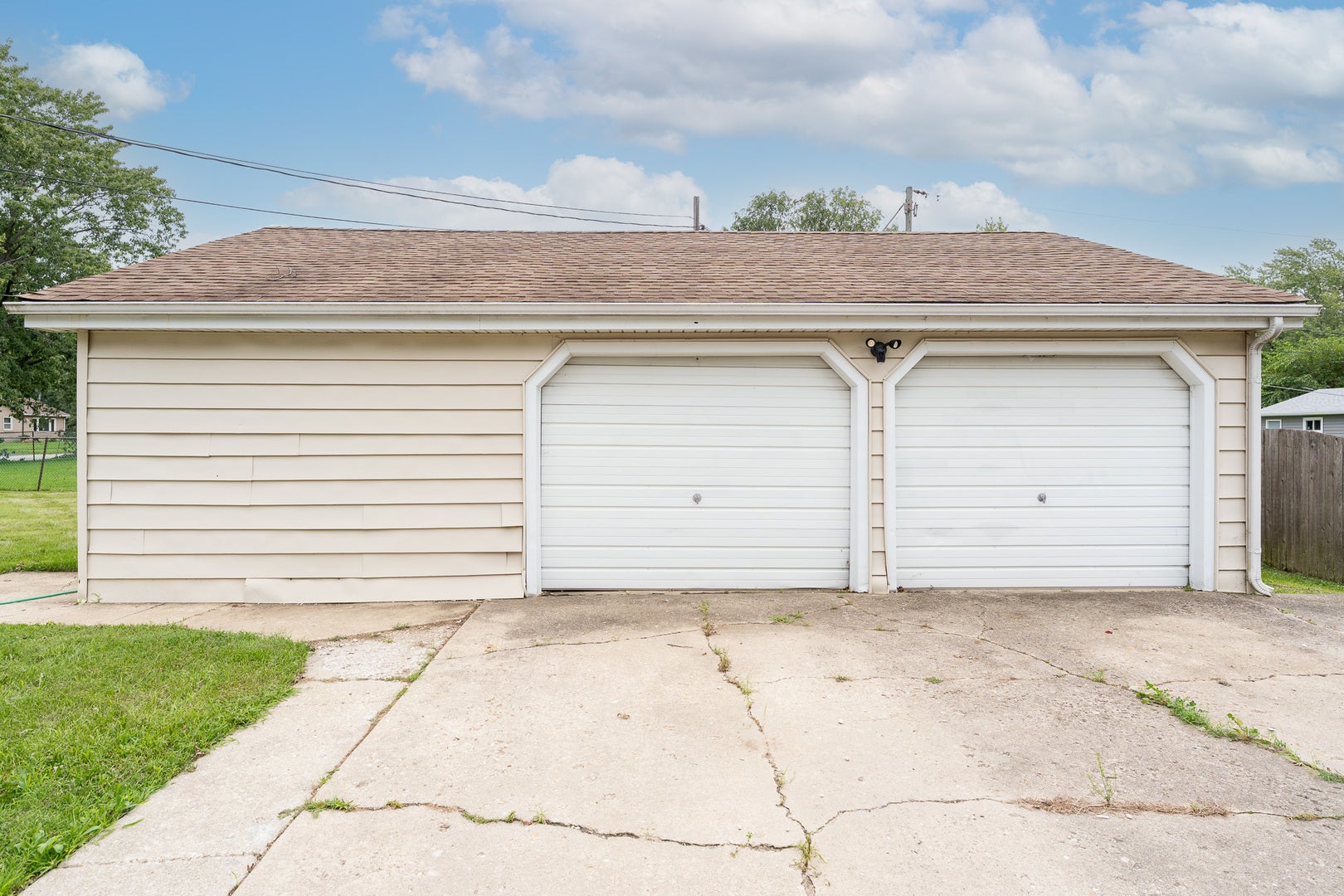 1098 Karner Drive, Joliet, IL 60433 1098 Karner Drive, Joliet, IL 60433