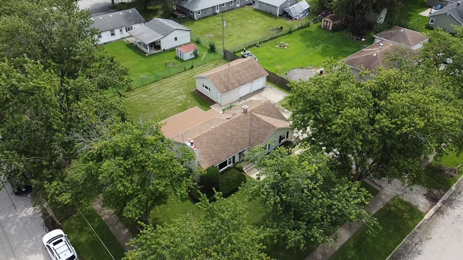 1098 Karner Drive, Joliet, IL 60433 1098 Karner Drive, Joliet, IL 60433