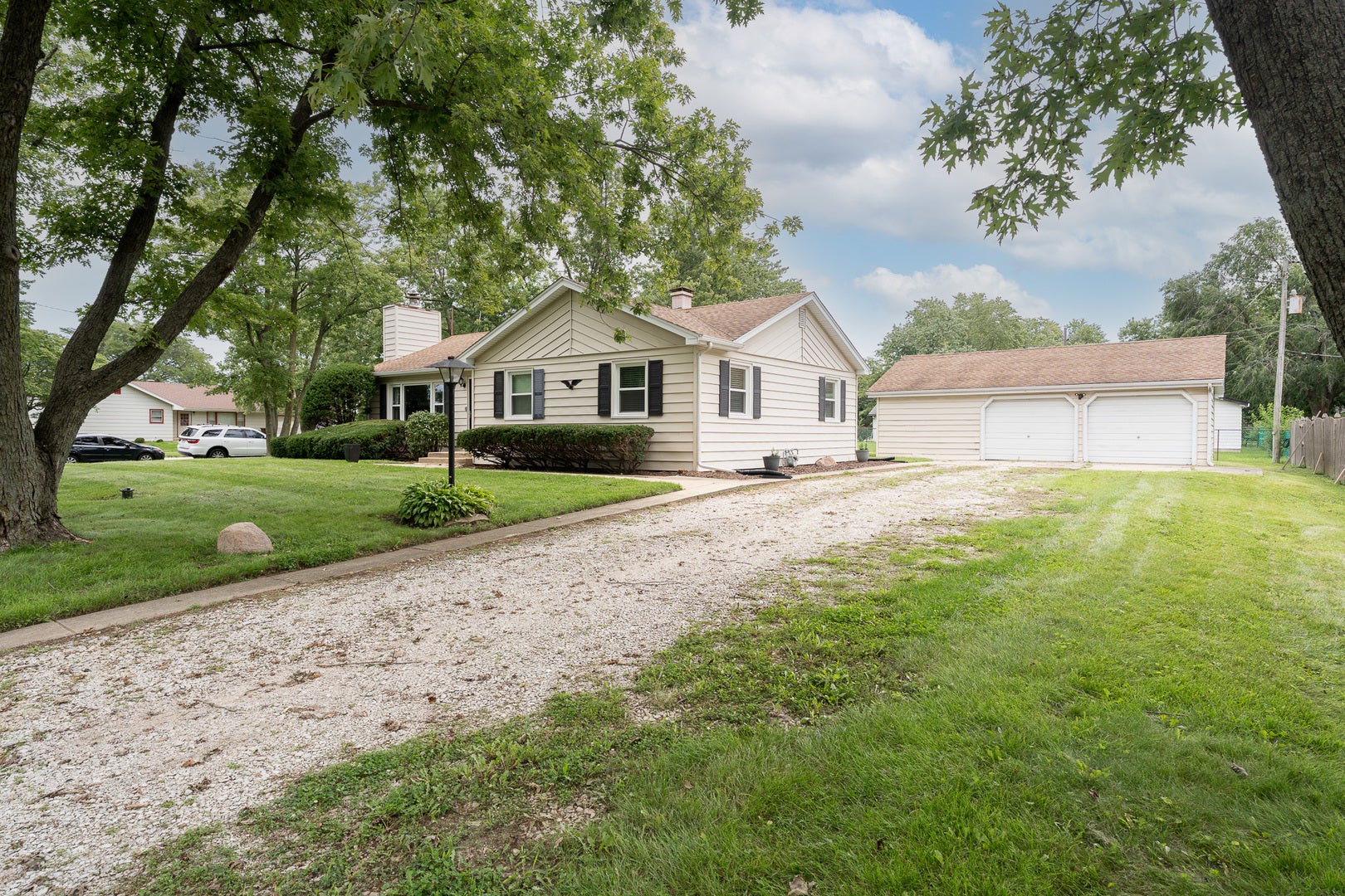 1098 Karner Drive, Joliet, IL 60433 Right-hand side, street view