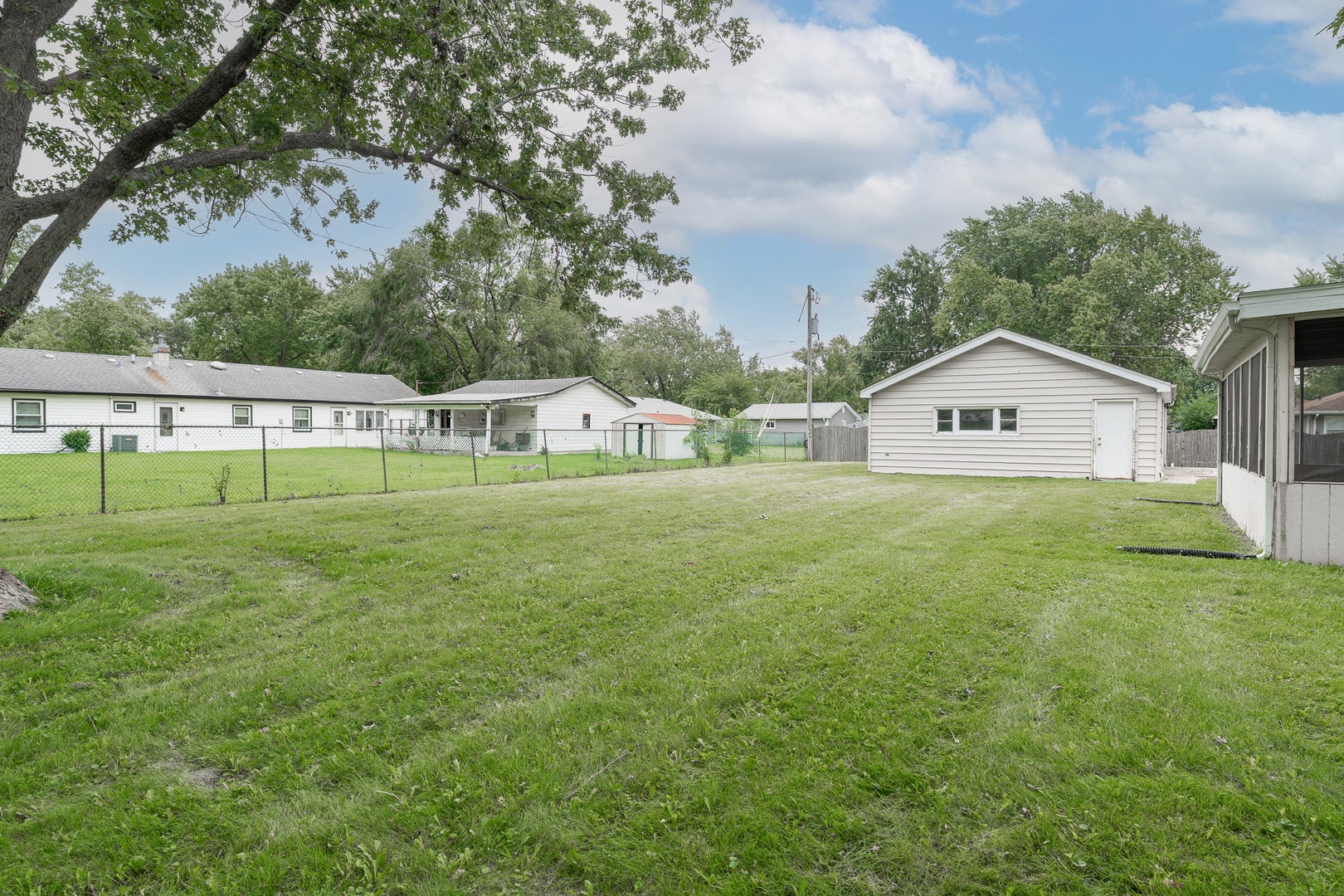 1098 Karner Drive, Joliet, IL 60433 1098 Karner Drive, Joliet, IL 60433