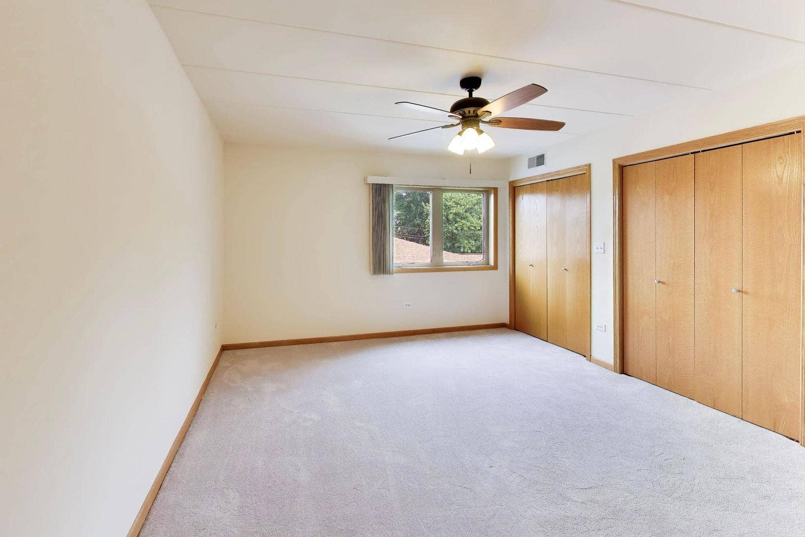 4401 Pershing Avenue, #2N, Downers Grove, IL 60515