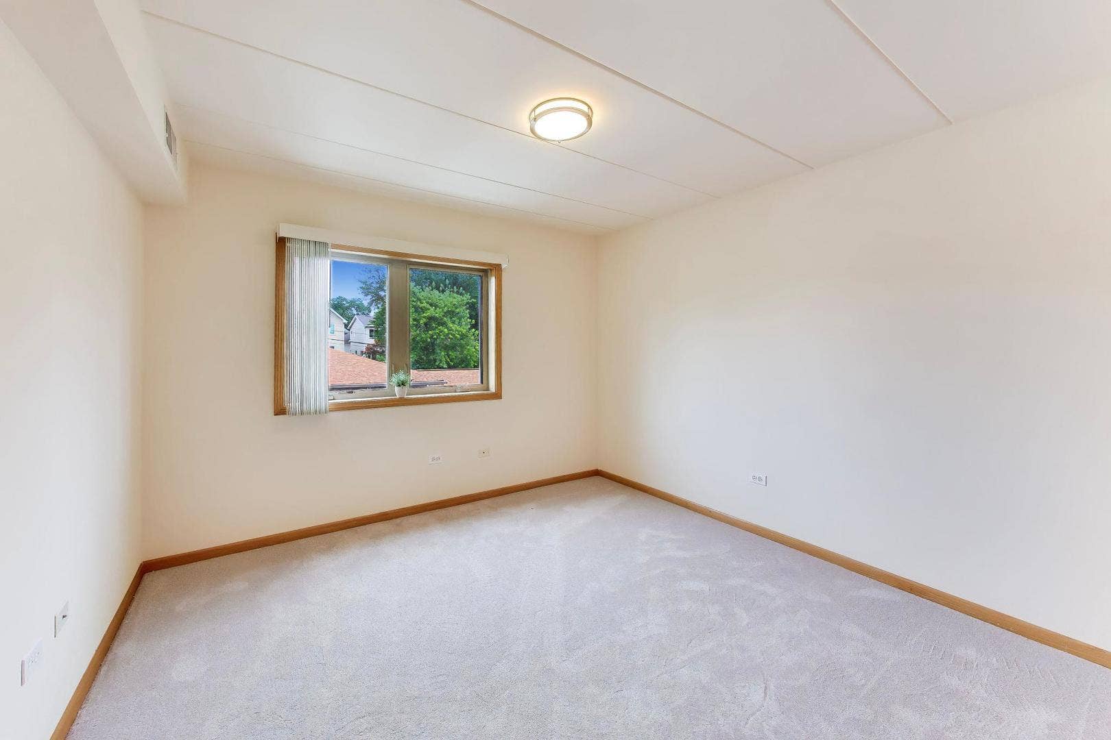 4401 Pershing Avenue, #2N, Downers Grove, IL 60515