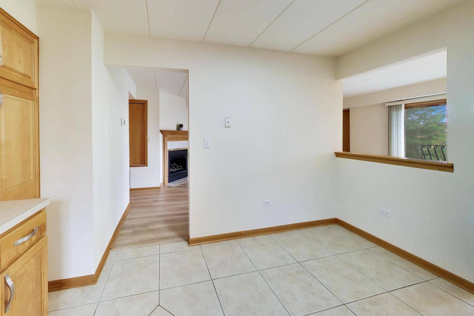 4401 Pershing Avenue, #2N, Downers Grove, IL 60515