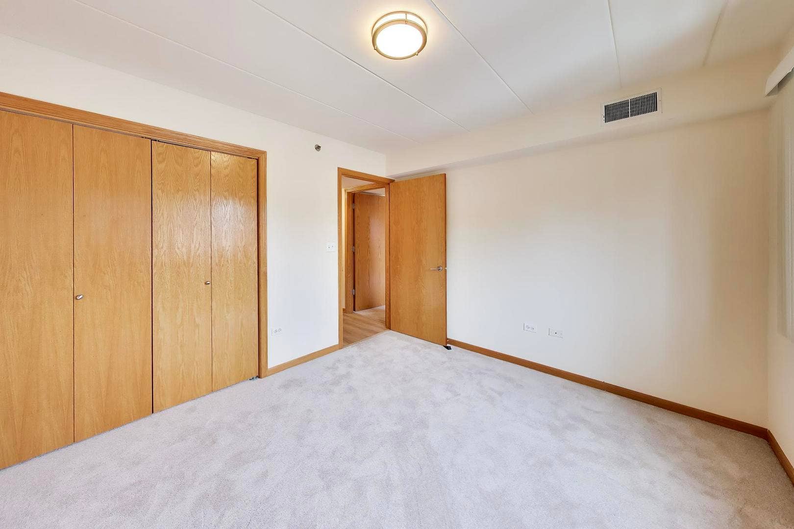 4401 Pershing Avenue, #2N, Downers Grove, IL 60515