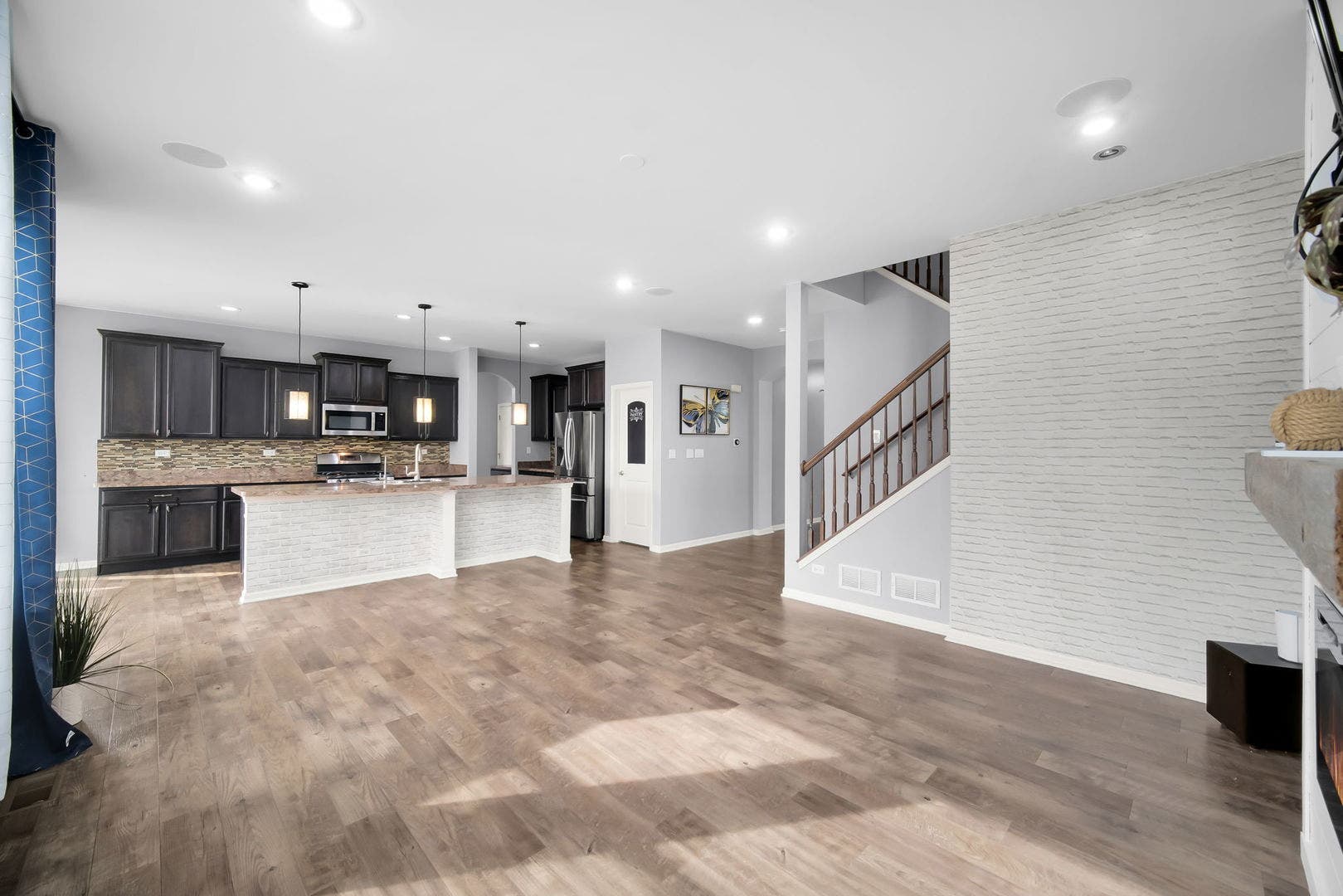 3307 Wanskuck Street, Elgin, IL 60124