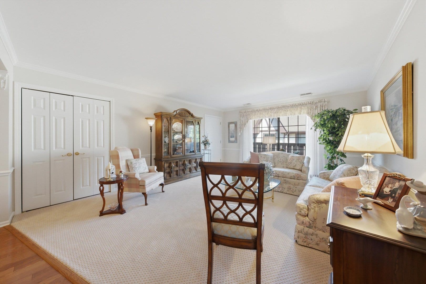 11553 AUTOBAHN Drive E, #201, Palos Park, IL 60464