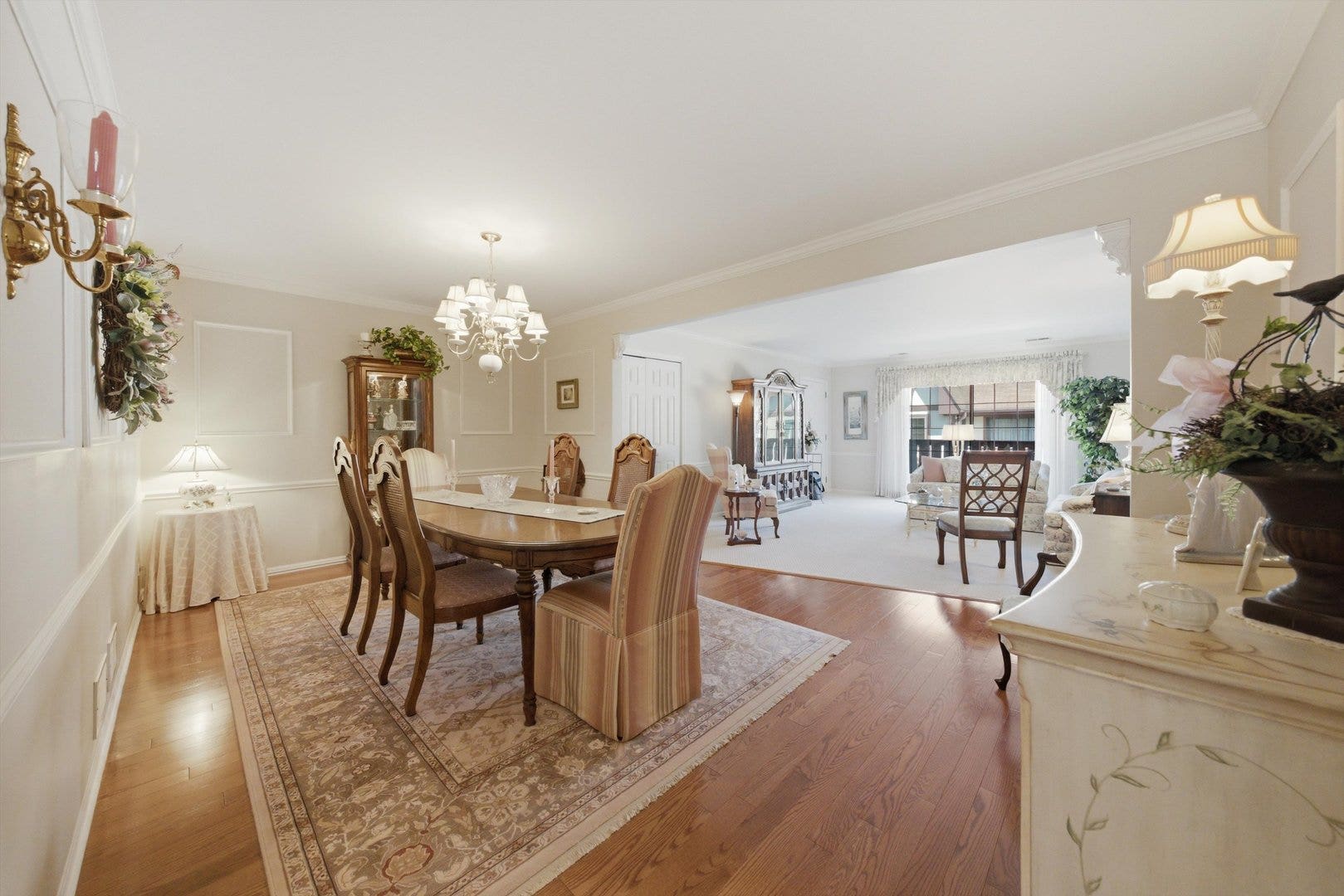 11553 AUTOBAHN Drive E, #201, Palos Park, IL 60464