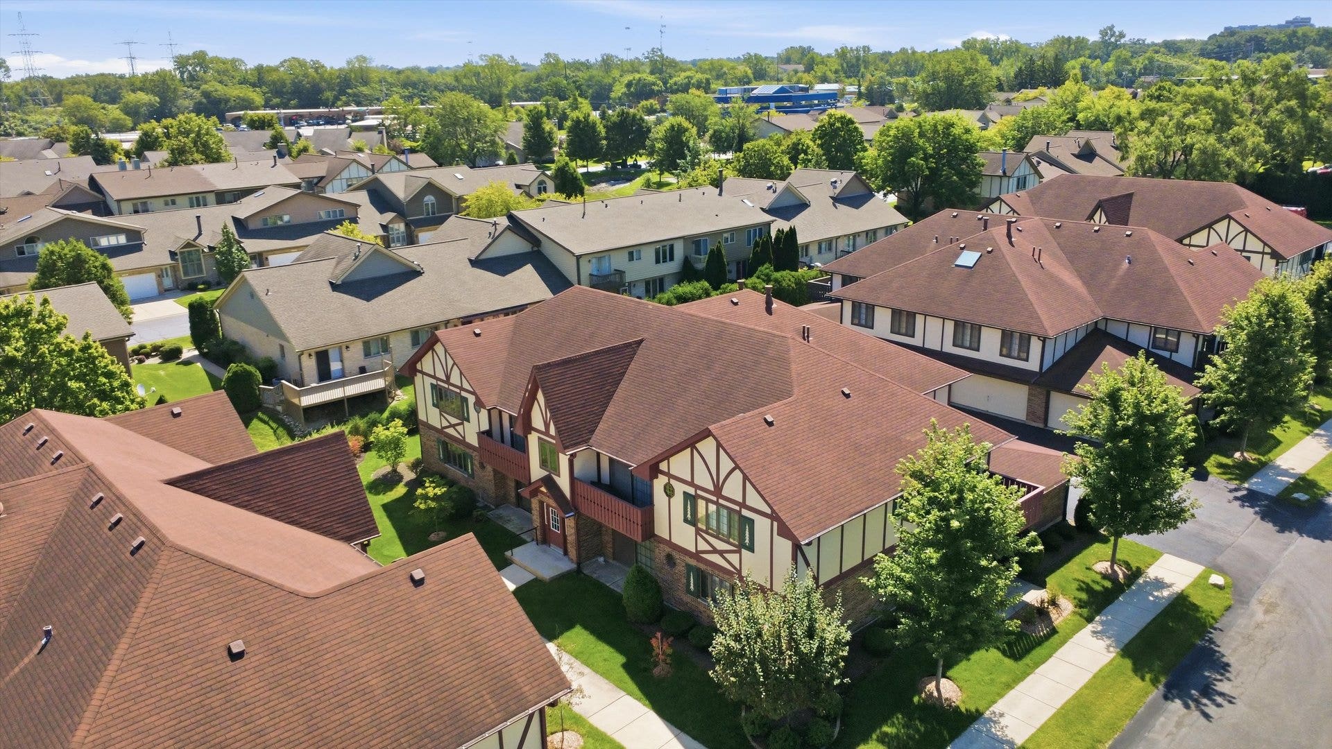 11553 AUTOBAHN Drive E, #201, Palos Park, IL 60464