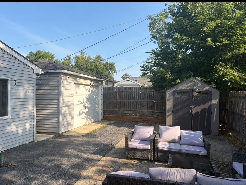 9224 Magnolia Avenue, Mokena, IL 60448 9224 Magnolia Avenue, Mokena, IL 60448