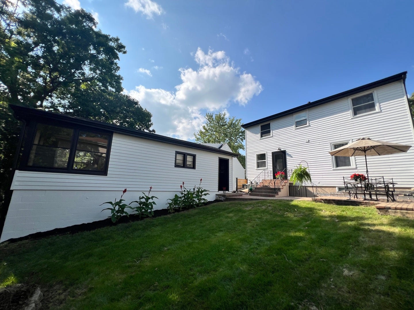 4 Ridge Road, Lemont, IL 60439