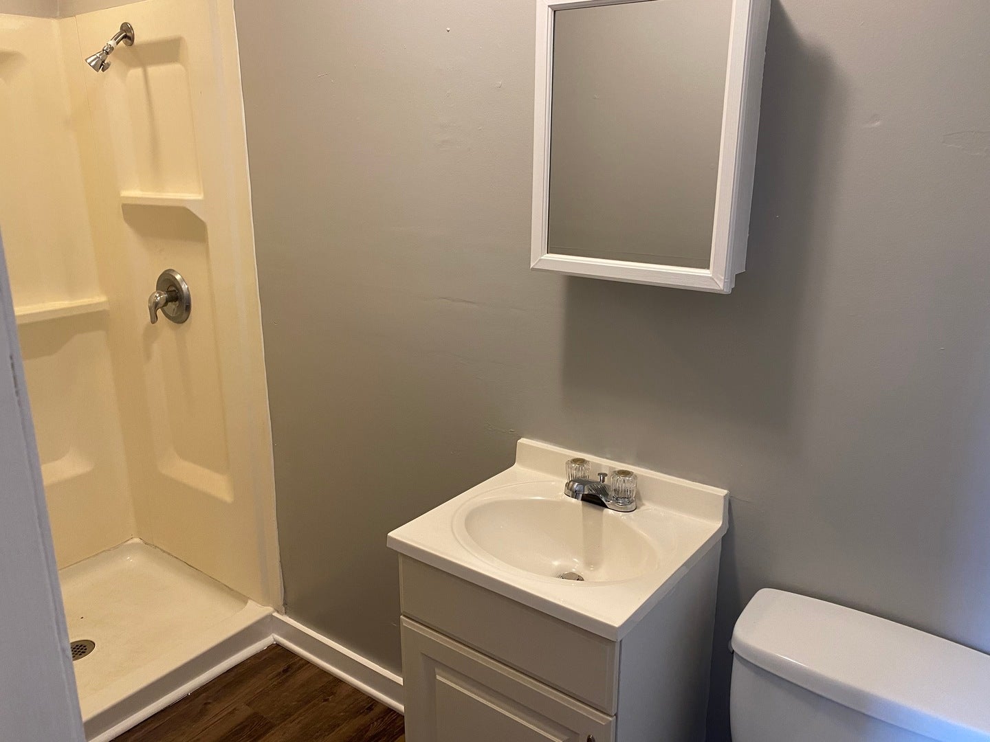 86 N 4th Street, #2, Aurora, IL 60505 86 N 4th Street, #2, Aurora, IL 60505